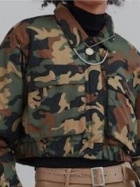 Zara Camo cropped bomber jacket size M